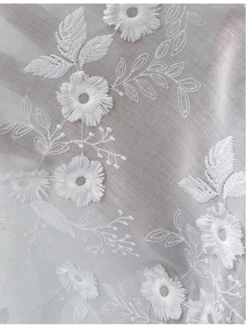 Women's SHEIN White Floral Embroidered Sleeveless V-Neck Tank Top SemiSheer L - Picture 5 of 6